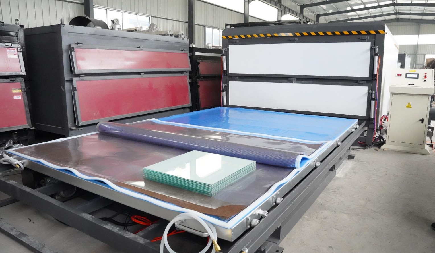 Glass Production Tempering, Laminating glass machine